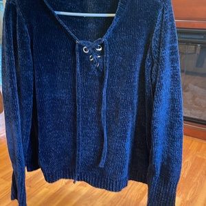 Bundle and Save❤️ Fuzzy blue sweater! Size L womens.